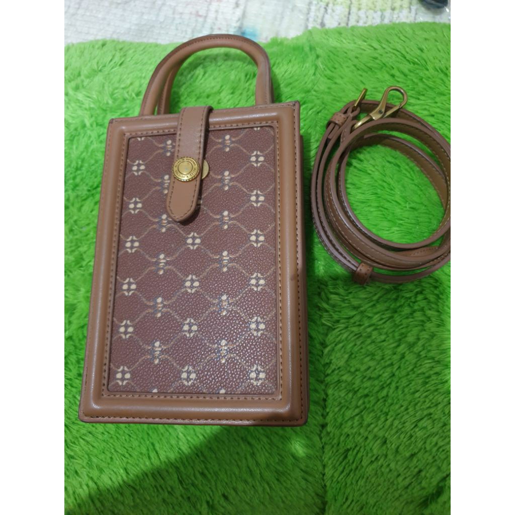 phone bag Charles and keith