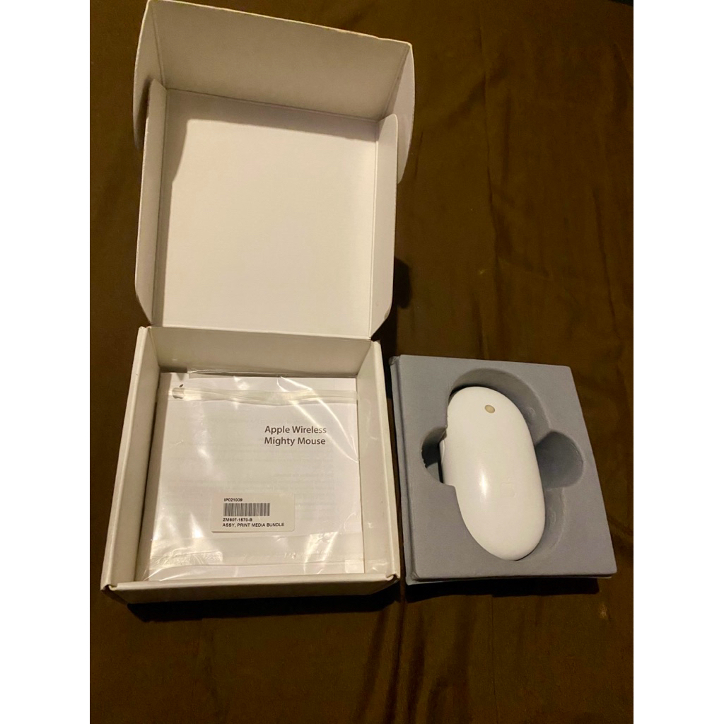 Mighty Mouse Apple Wireless