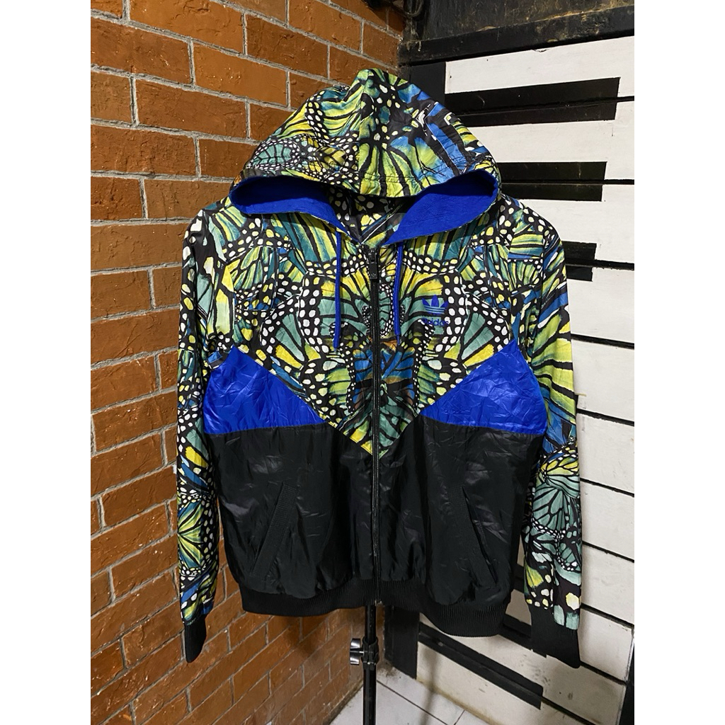 jaket adds buterfly