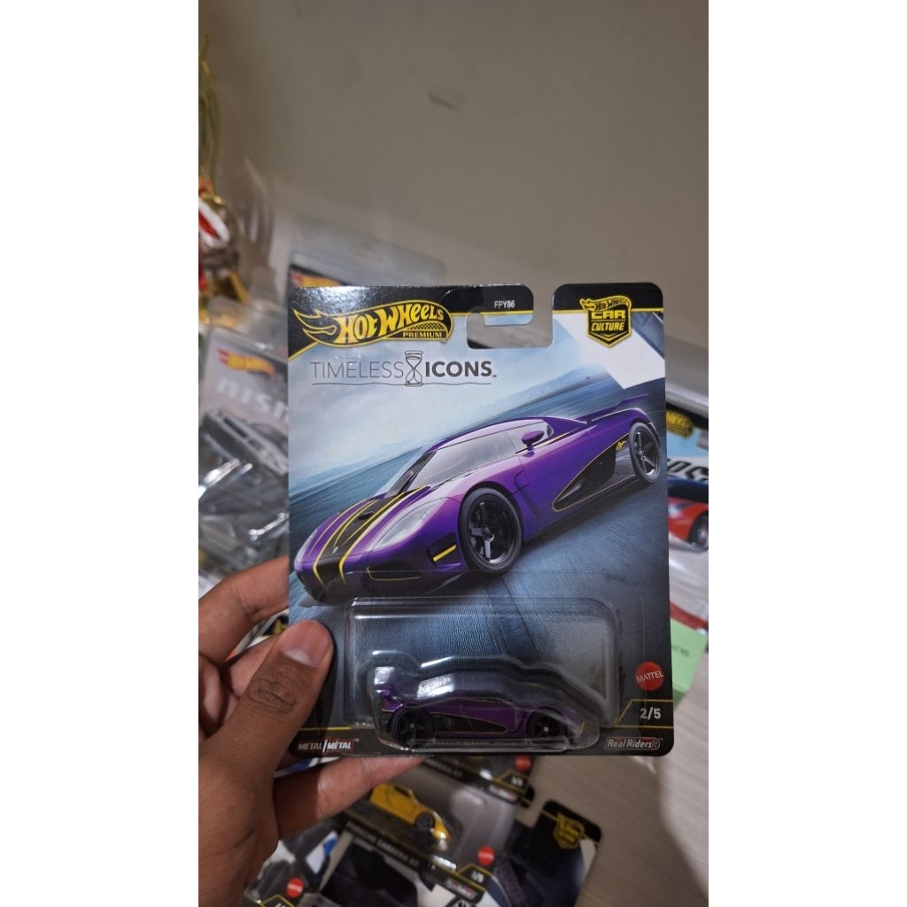 Hot Wheels Koenigsegg Agera R Timeless Icons