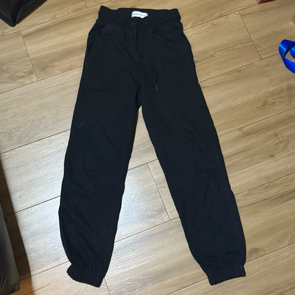 jogger sweatpants bershka (preloved) by req
