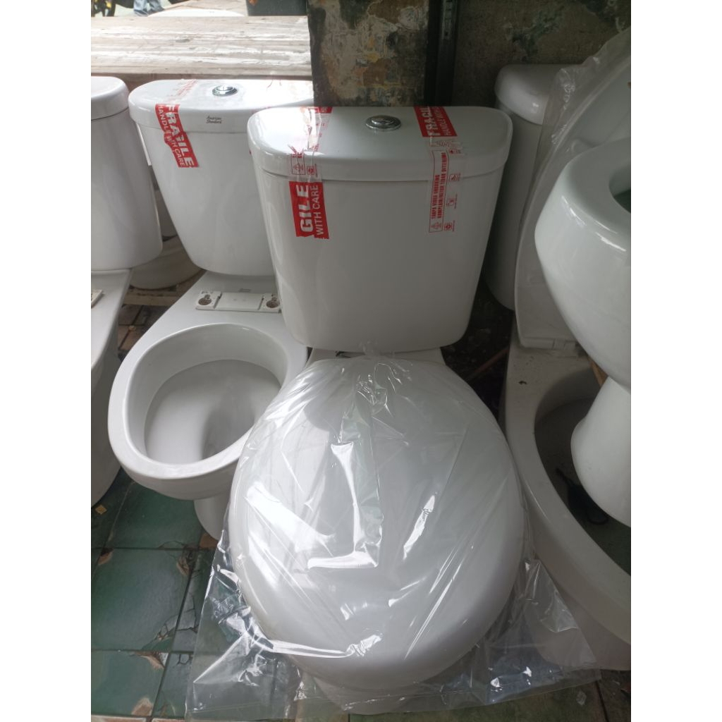 CLOSET DUDUK / TOILET DUDUK / WC DUDUK TOTO ori TYPE CW633J