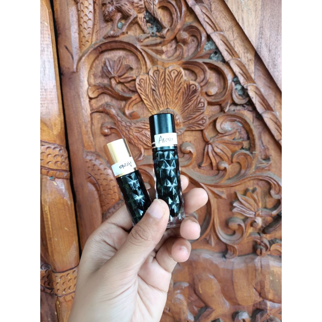 Minyak gaharu arab alami