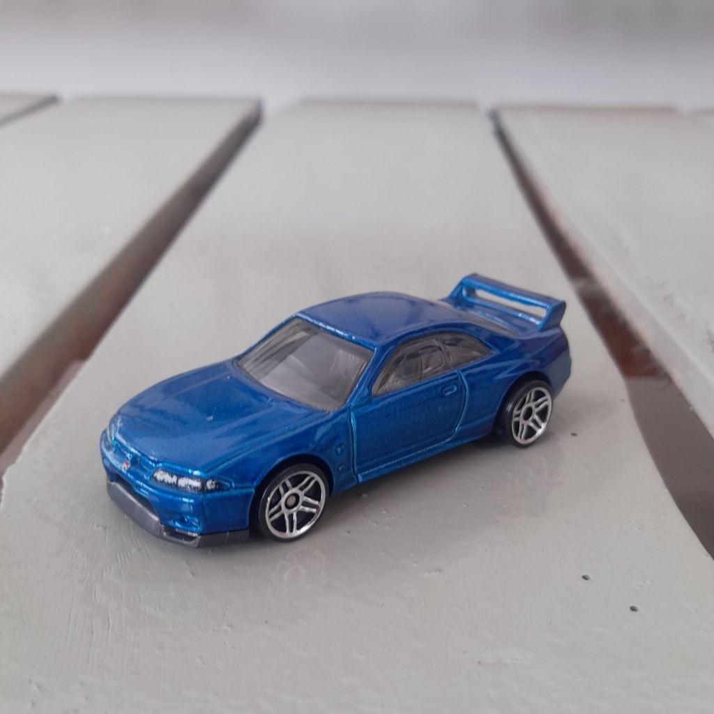 Hotwheels Nissan Skyline GT-R R33