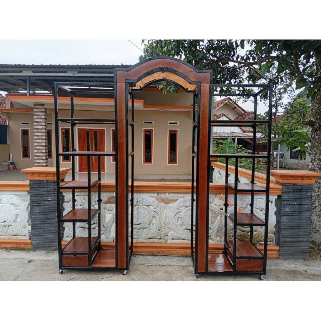 Lemari Mukena dan Kitab serbaguna Industrial