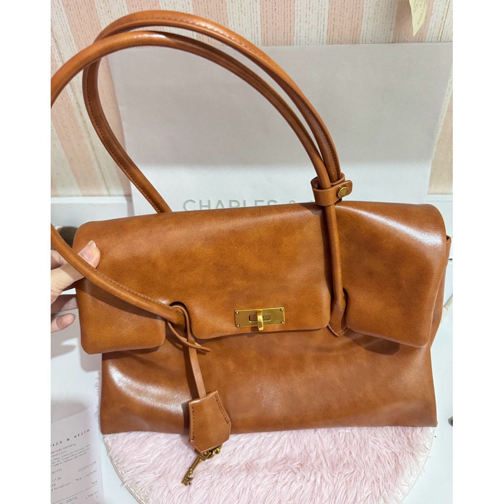 tote bag charles n keith