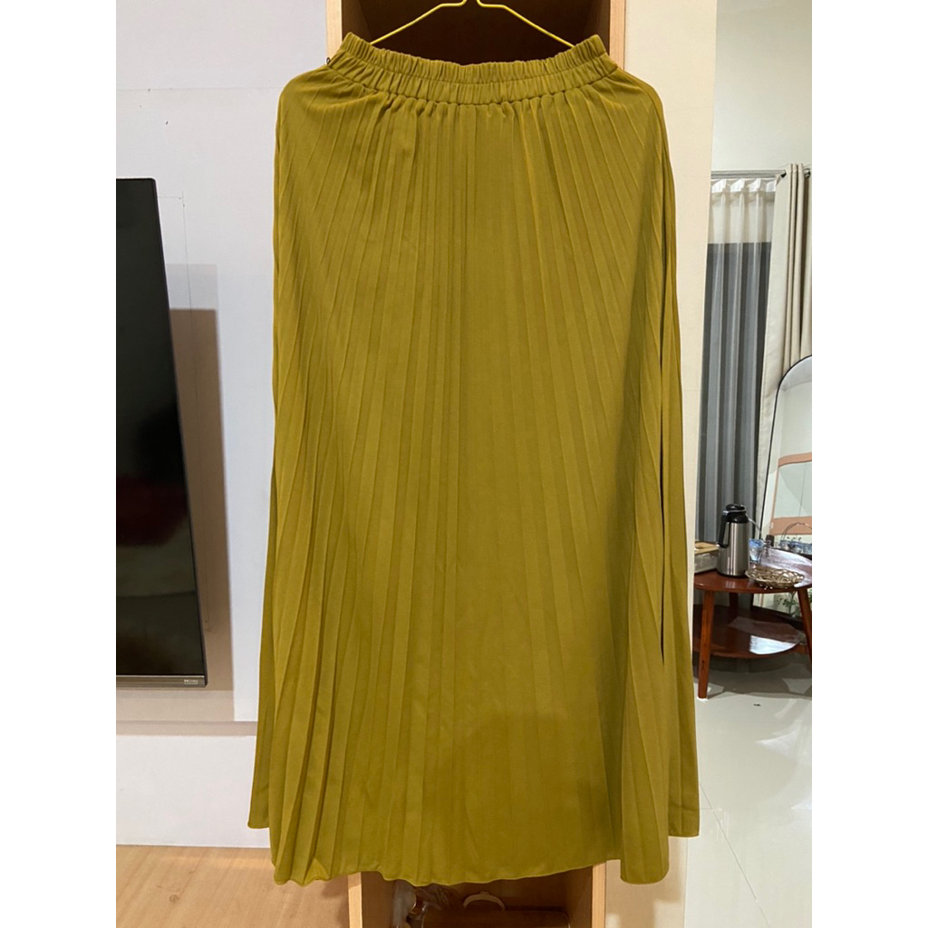 preloved! rok plisket premium