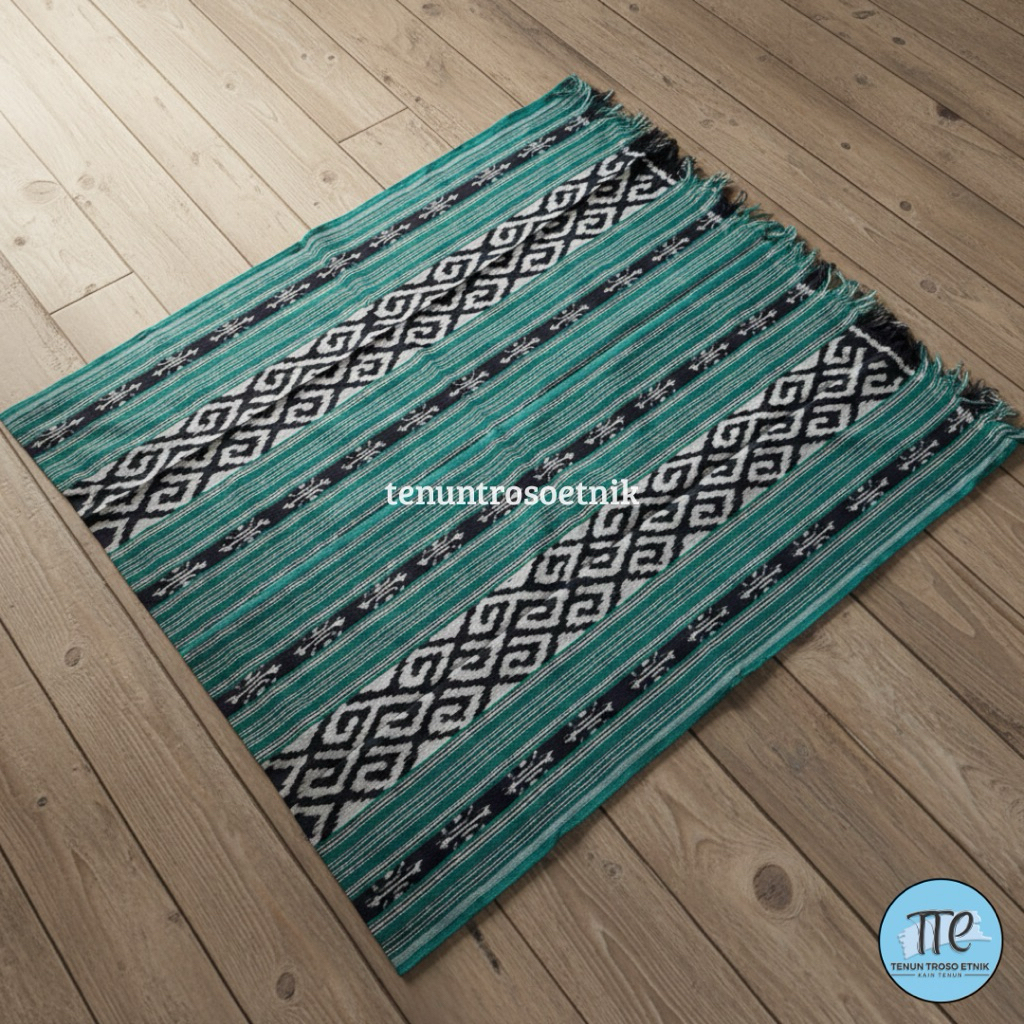 Ready Stok Kain Tenun Blanket Etnik Troso Motif Toraja Hijau Kode 035