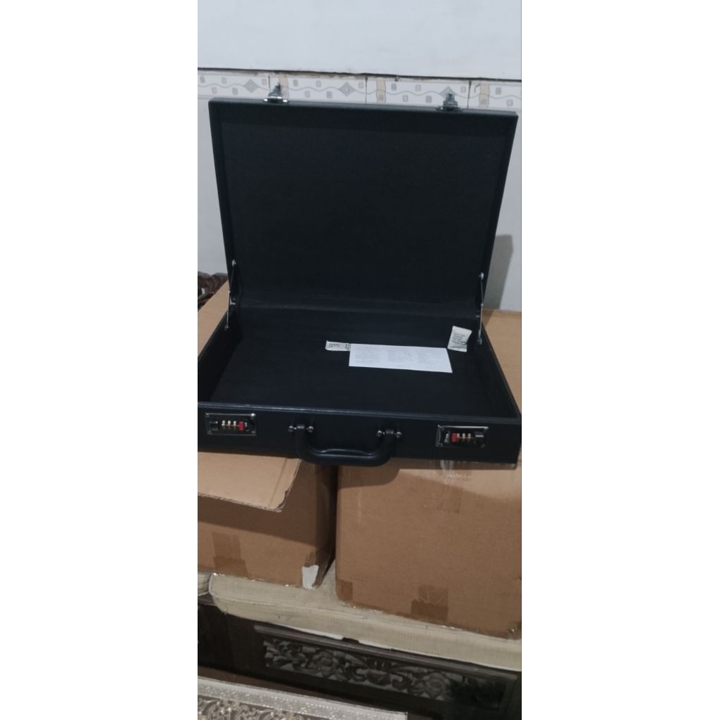 tas koper clasik, buat menyimpan dokumen dan arsip