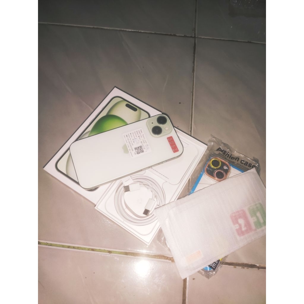 Iphone 15 128 gb Bypass