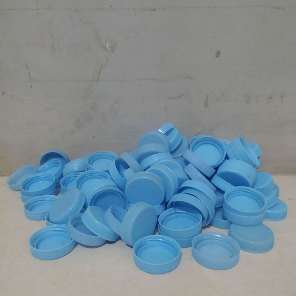 tutup botol bekas minuman