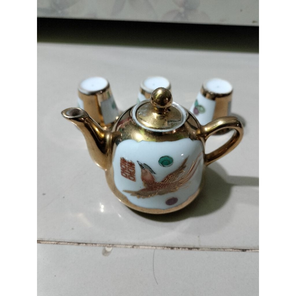 Set teko dan 3 cawan porselen china