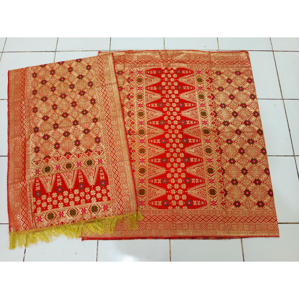 songket palembang merah pengantin