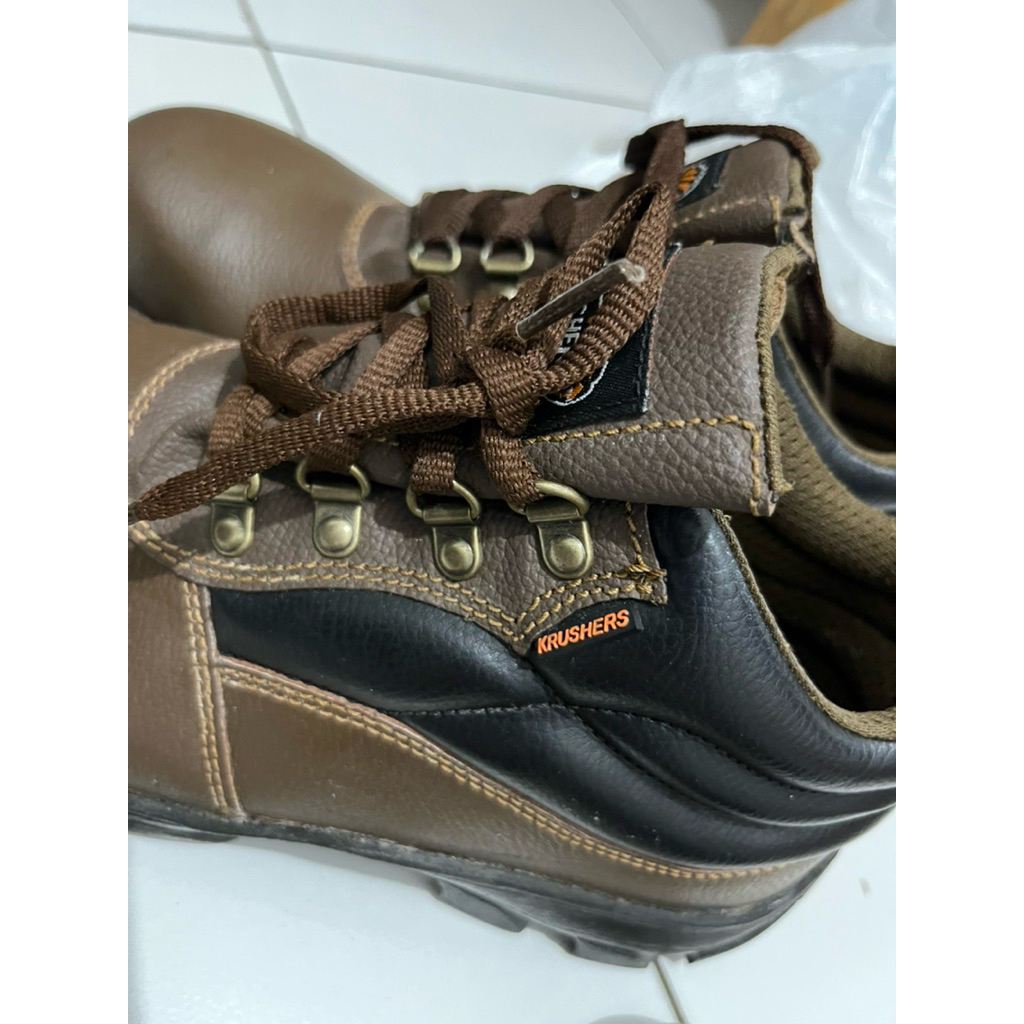 Sepatu Safety Krushers / Safety Shoes