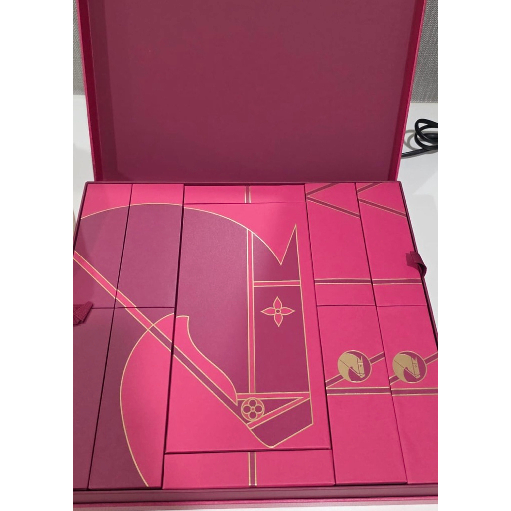 Louis Vuitton LV Angpao Imlek / Amplop CNY Red Envelope / Hong Bao Merah