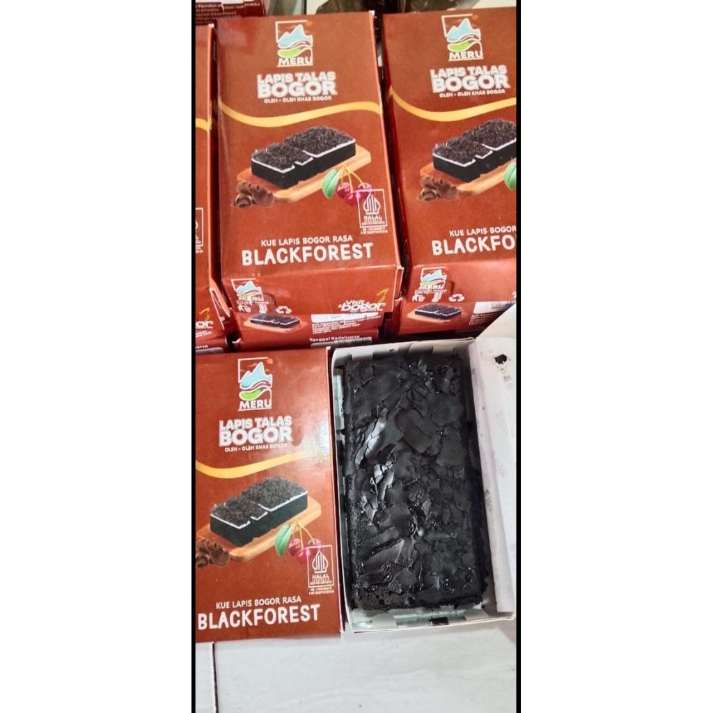 kue lapis bogor black forest