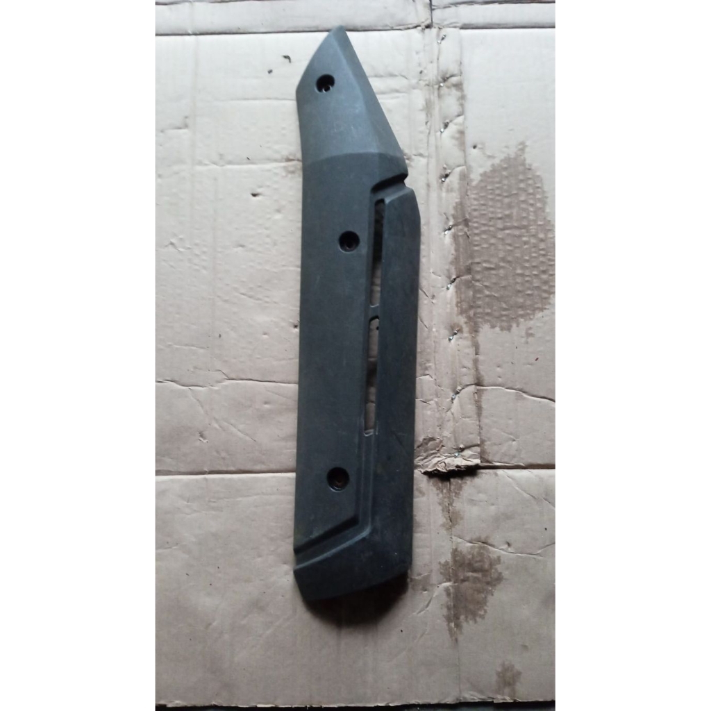 tutup knalpot Vixion new ori