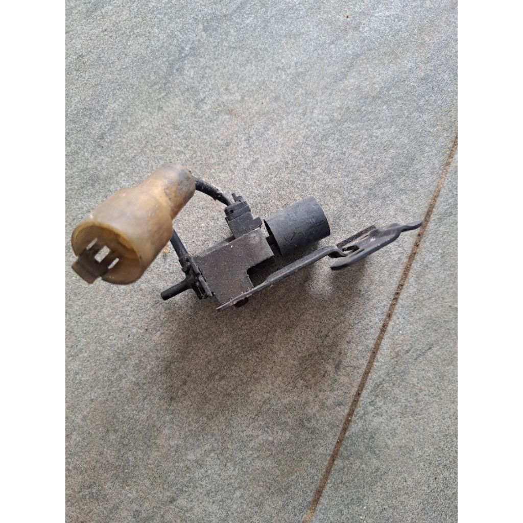 selenoid vacum ac mobil suzuki forsa