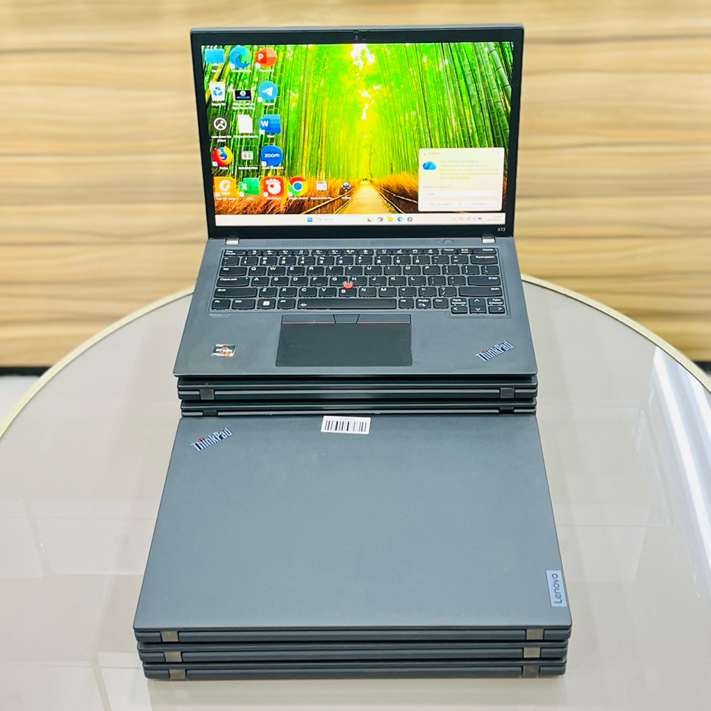 Lenovo ThinkPad X13 Gen 3 Laptop Intel Core i5 16GB 512GB SSD 13.3" Hitam