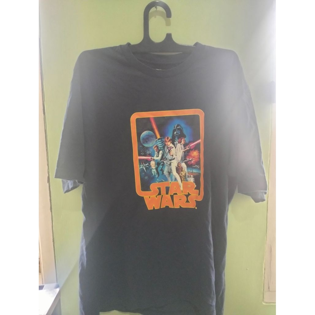 Kaos uniqlo Star Wars