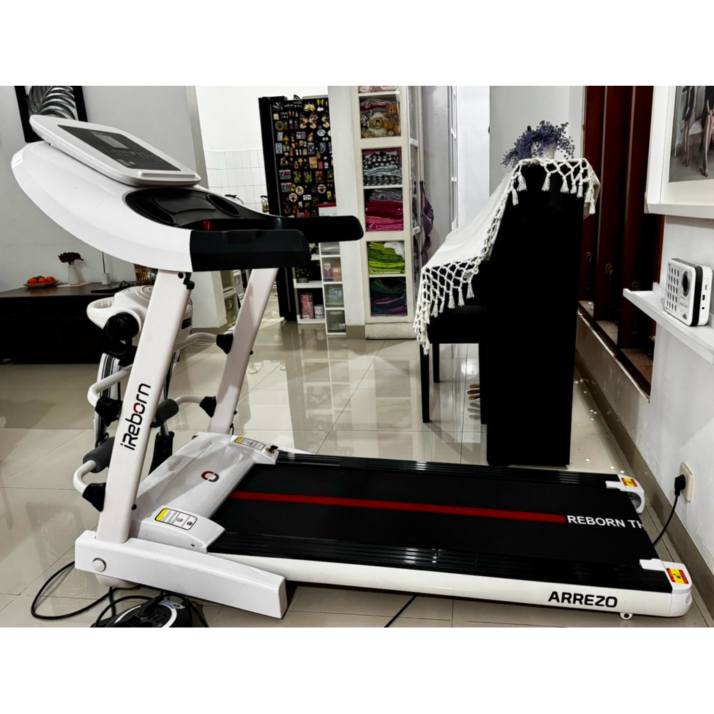 iReborn - Alat Fitness Treadmill Elektrik Arrezo (Auto Incline) SECOND