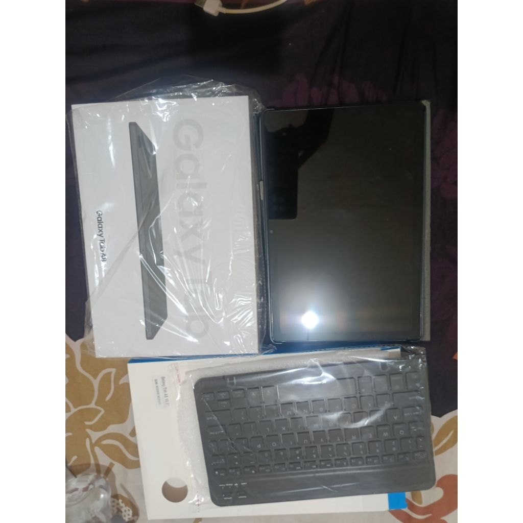 Samsung Tab A8 10.5" inch 3/32GB (second)
