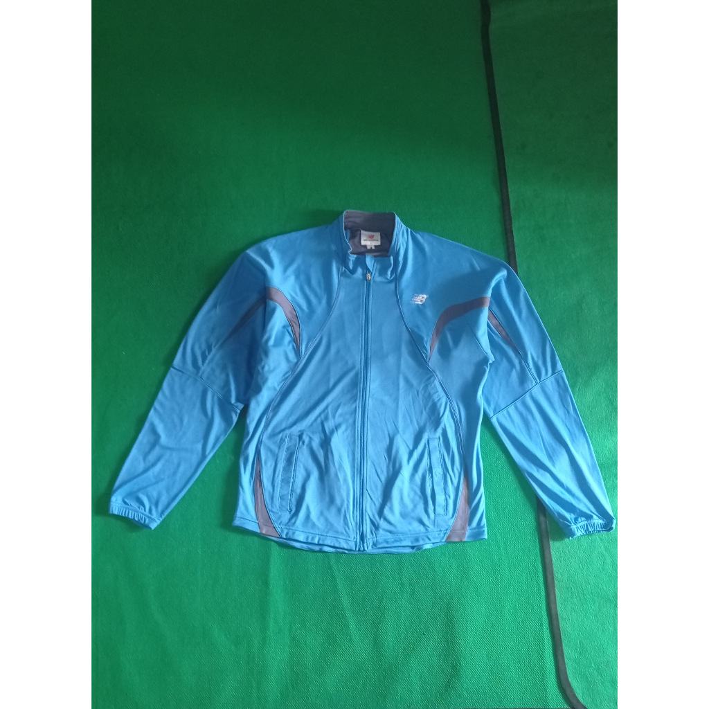 Tracktop NewBalance Preloved