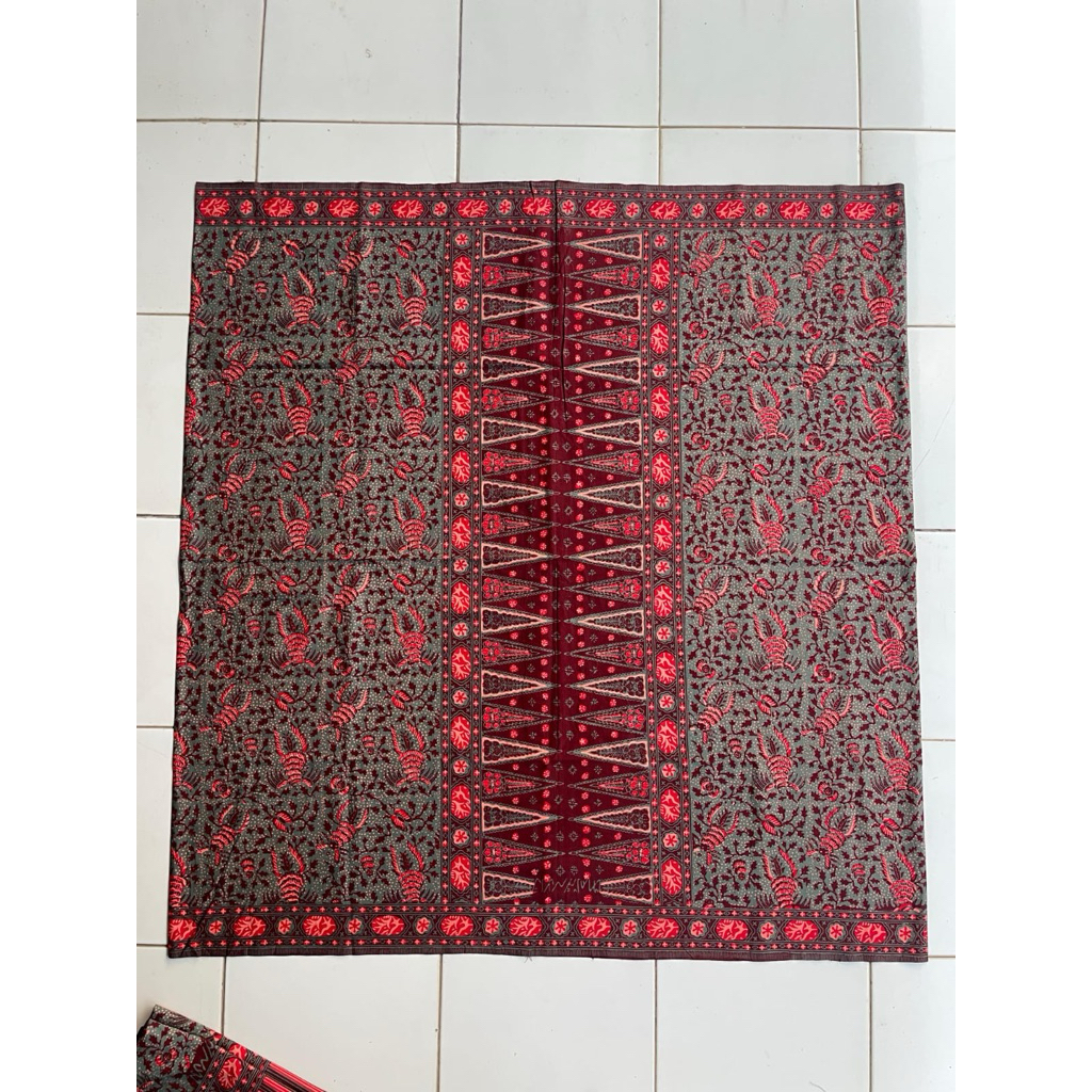 Sinjang miwang / Pugung