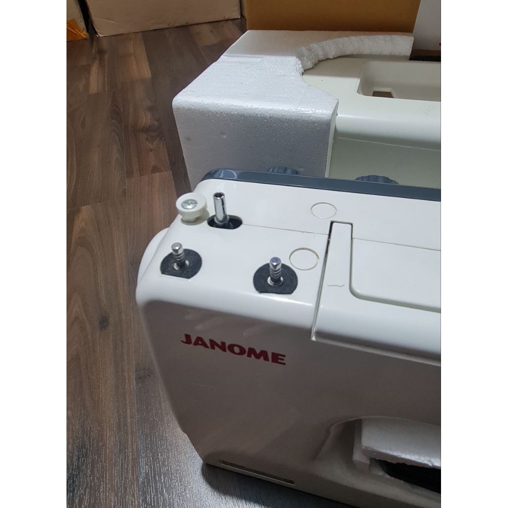 Mesin Jahit Janome ST24 second