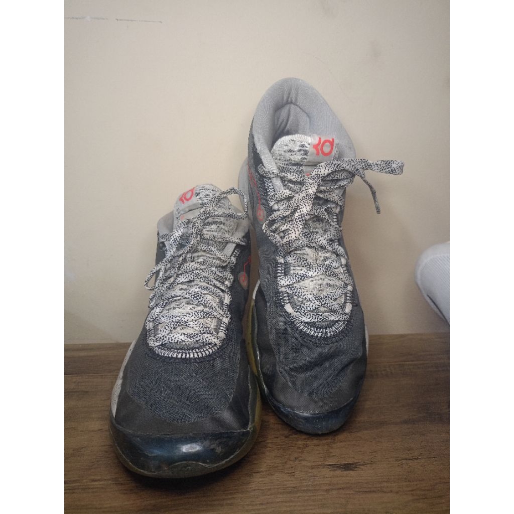 sepatu second nike zoom KD 12