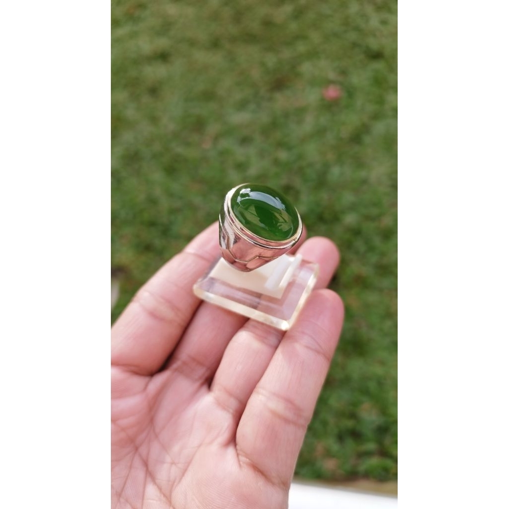 Natural ijo botol serpentine