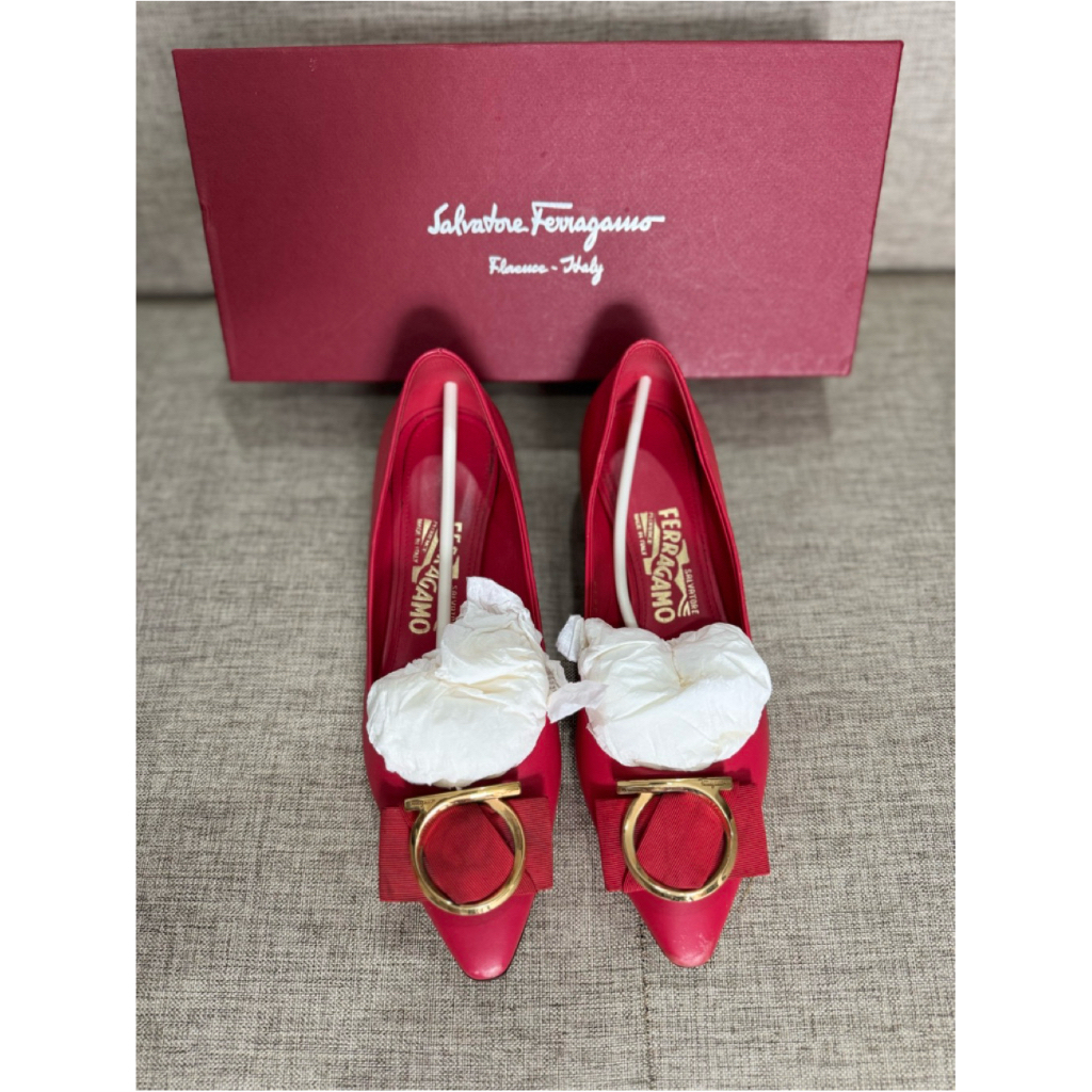 Preloved Salvatore Ferragamo Ezia