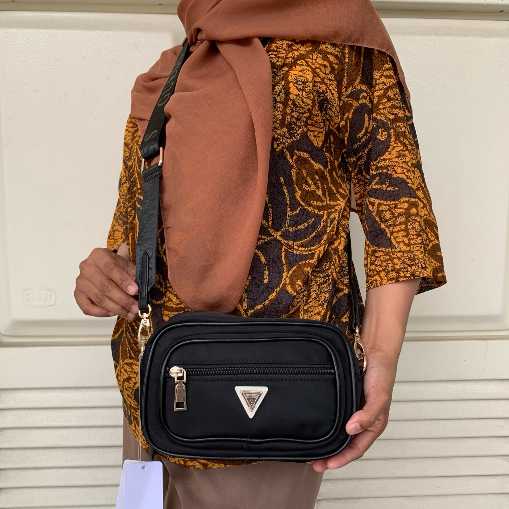 READY GUESS BUM BAG ORIGINAL SALE 70% TAS SLING BAG SELEMPANG WANITA BAHAN NYLON