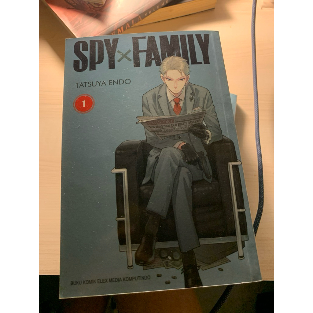 preloved spy x family vol 1