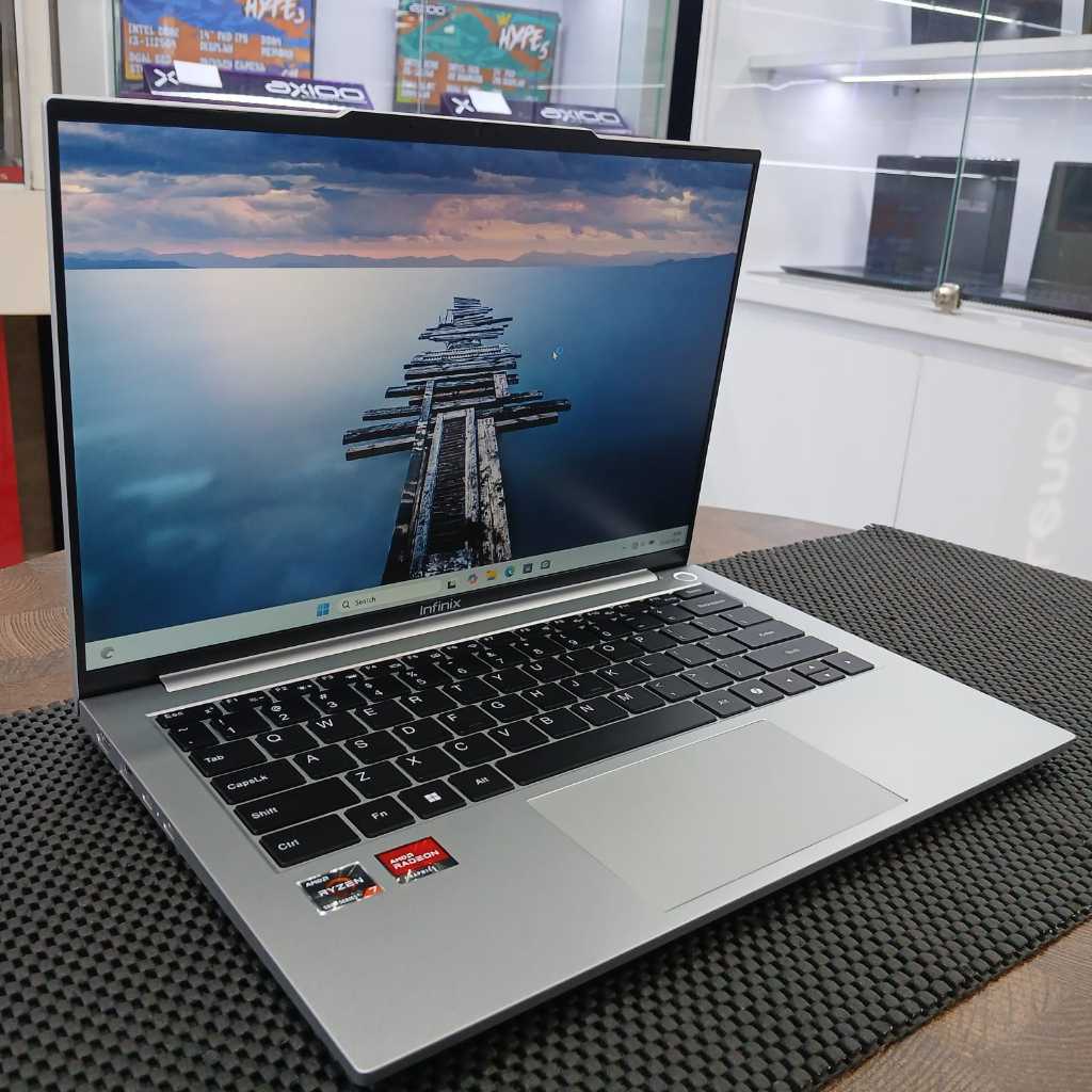 LAPTOP INFINIX XBOOK B14 AMD RYZEN 7 5825U 8GB 512GB 14" WUXGA IPS W11