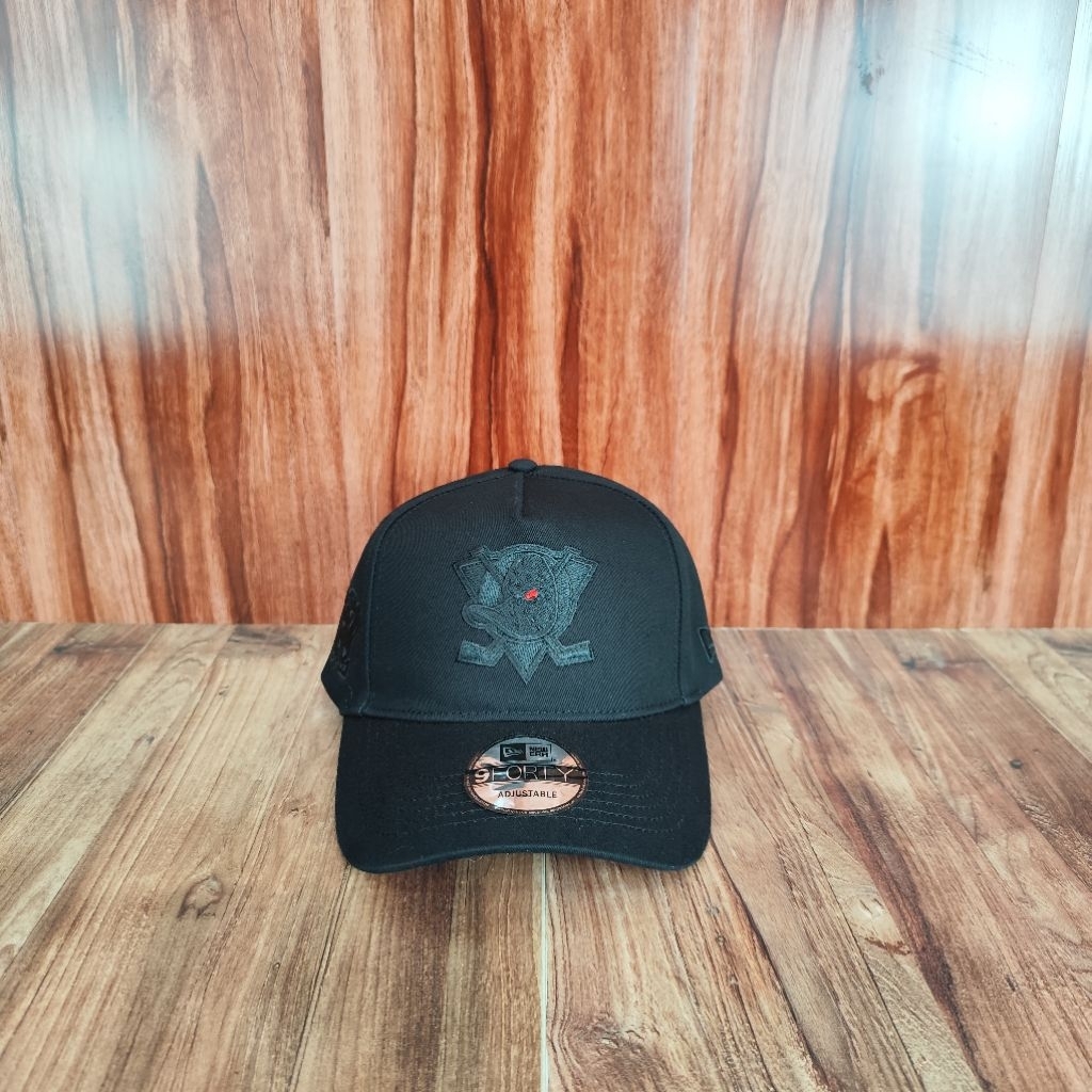 Topi Baseball Ducks Hitam