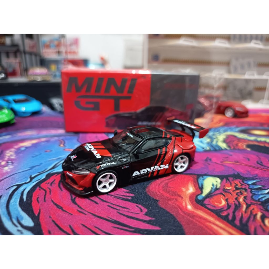 Mini GT Toyota GR Supra HKS Advan