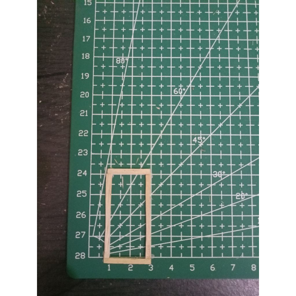 Kusen Pintu Kayu Miniatur untuk rumah miniatur