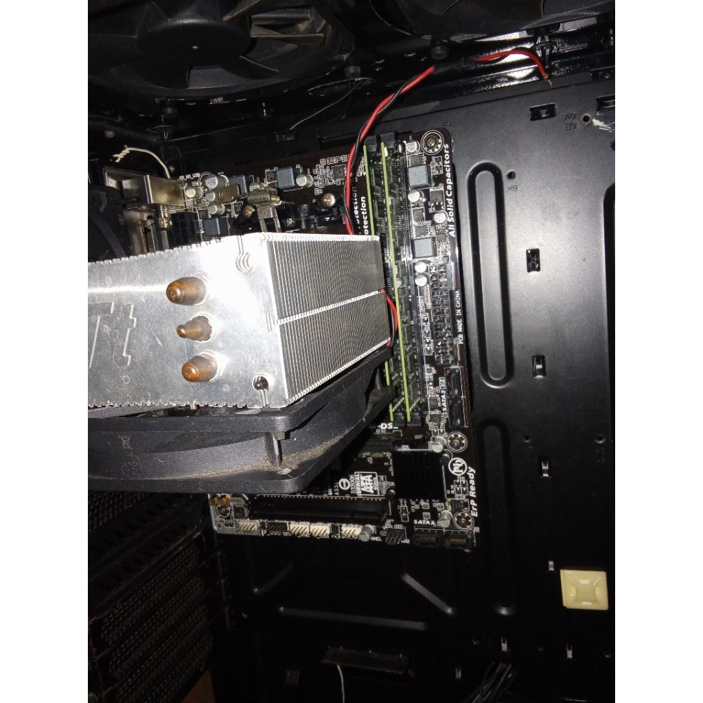 paket fm2+ Gigabyte ga-f2a68hm-ds2 + a10 7700k