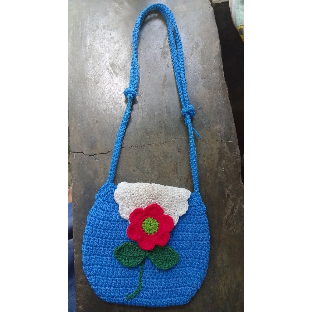 tas rajut selempang/tas anak rajut/tas imut rajut