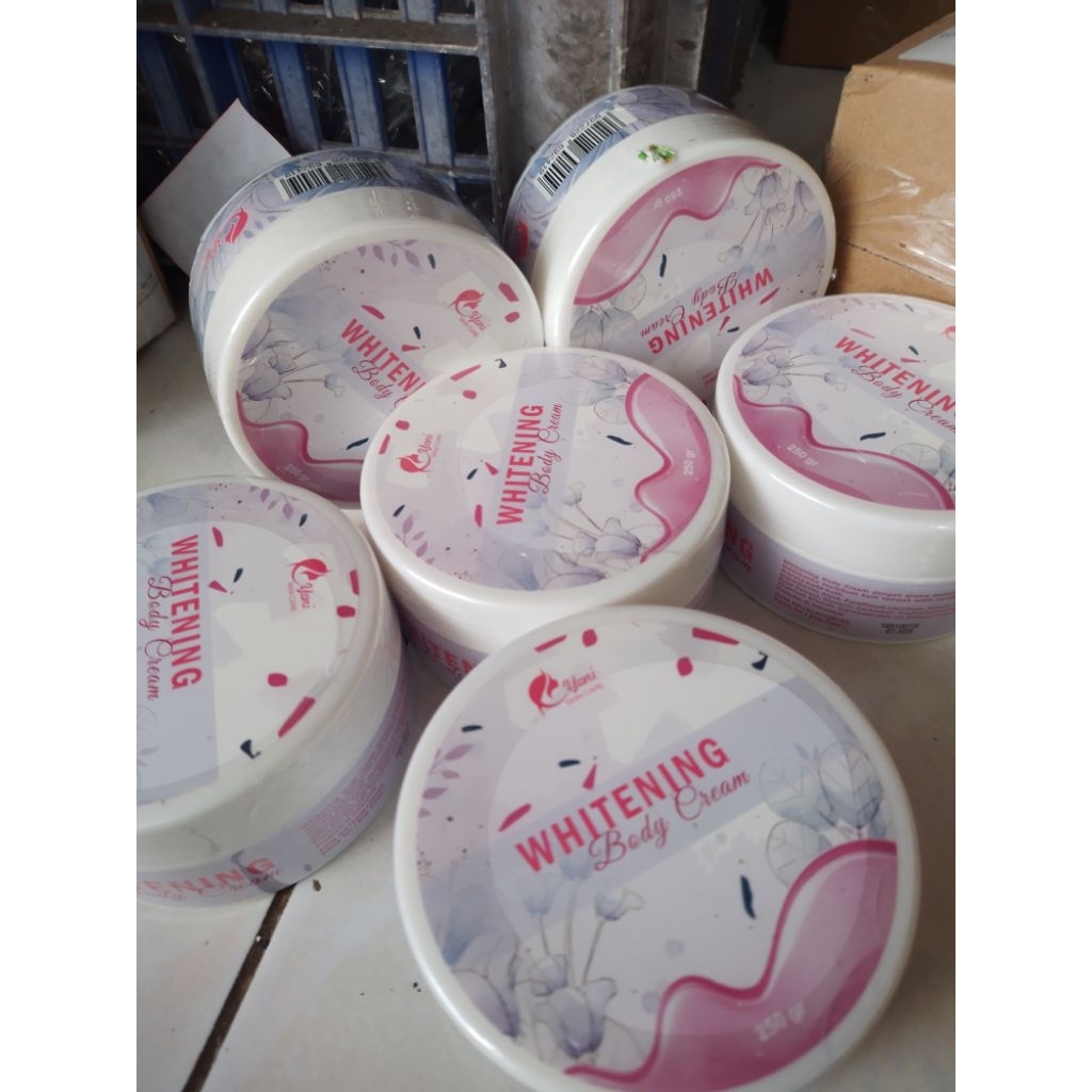 YONI SKINCARE BODY CREAM WHITENING 250GR