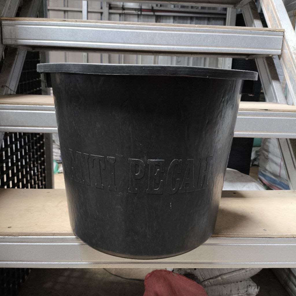 Pot KARET 32 L 588 (41 cm) YASINDO Kuda Mas Hitam anti pecah GOJEK