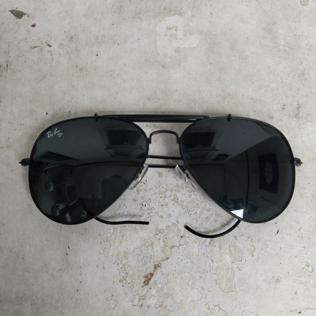 TERLARIS KACAMATA HITAM RB RAY-BAN ORIGINAL
