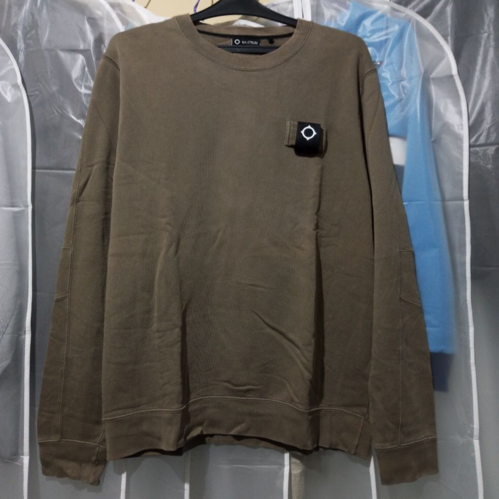 Crewneck MASTRUM Original Olive Green Sweater Casuals