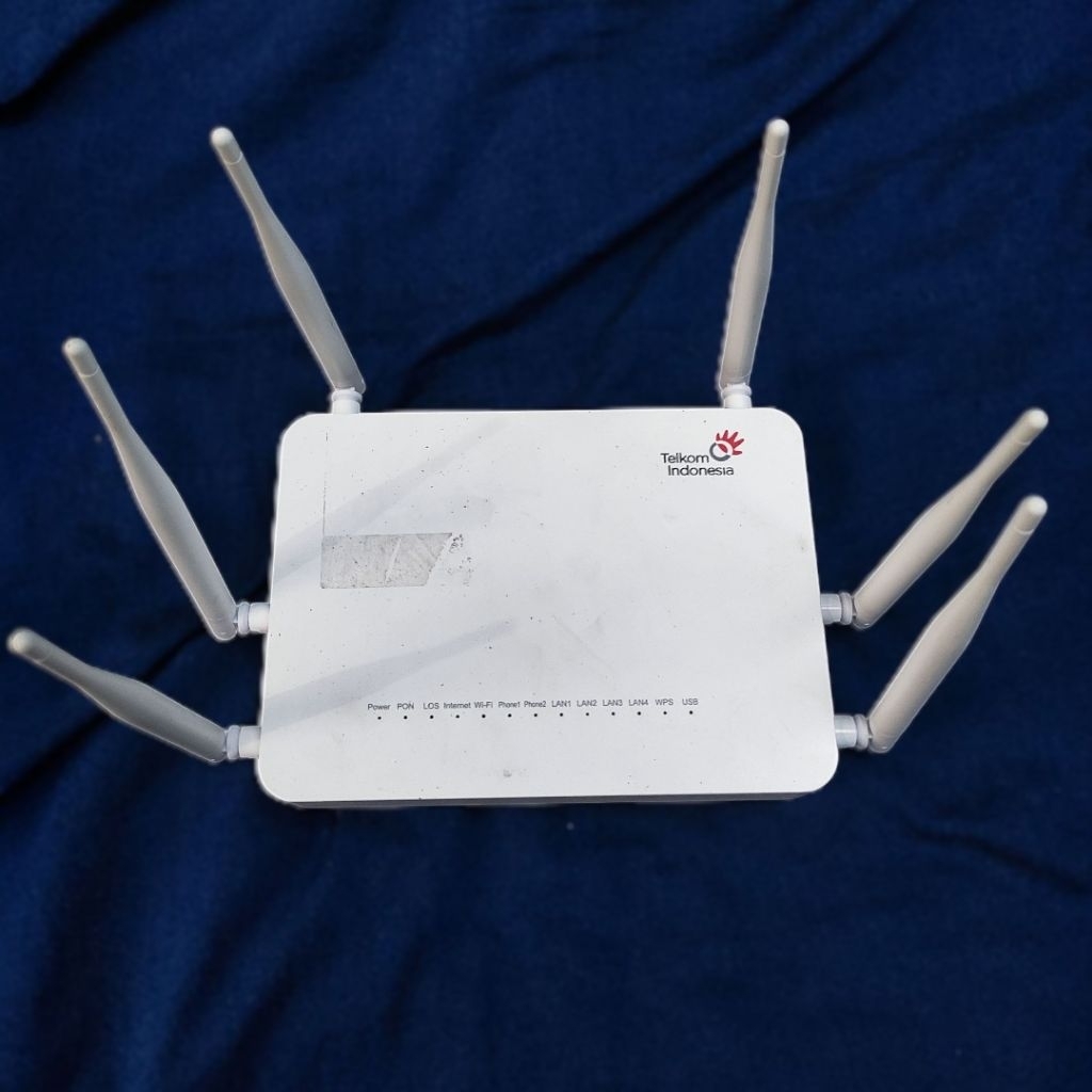 ZTE Corporation ZXHN F670 – GPON ONT 2.4G/5G WiFi | Unit Only, Bekas Fungsi Normal (No Adaptor / No 