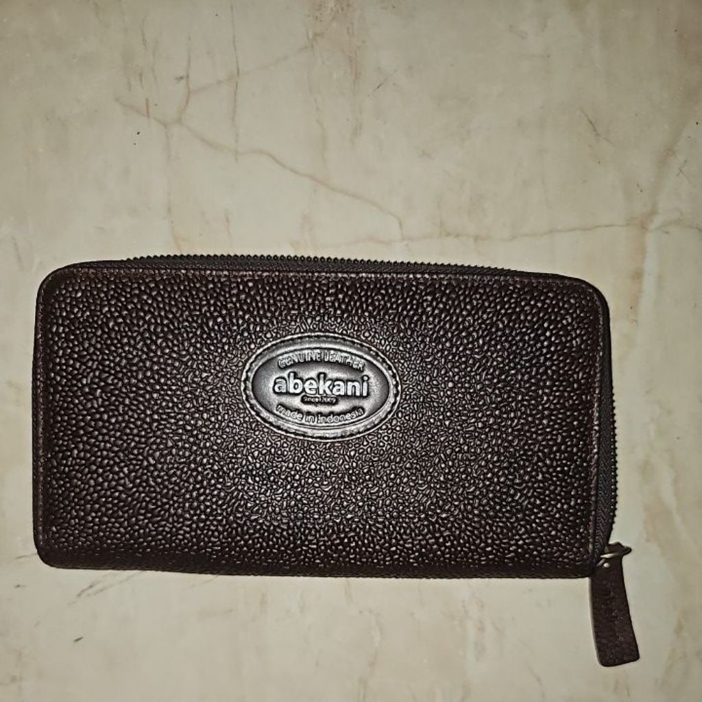 Dompet Abekani