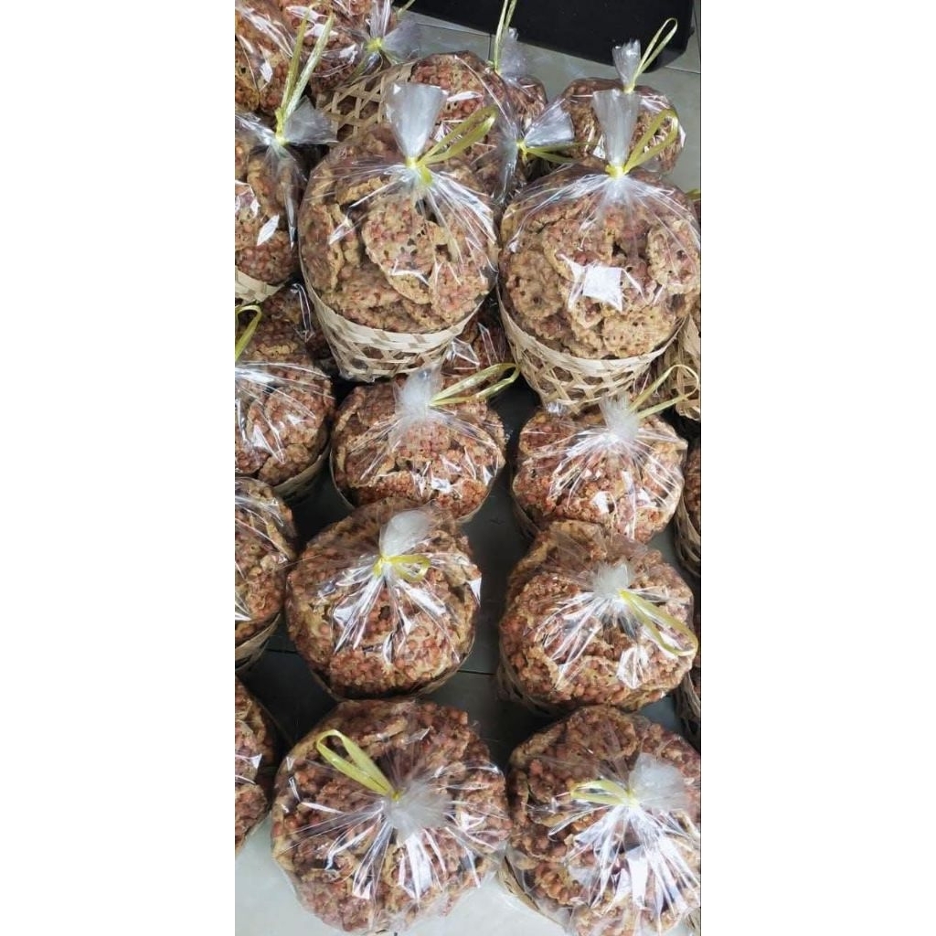 peyek kacang jogja full kacang paling enak