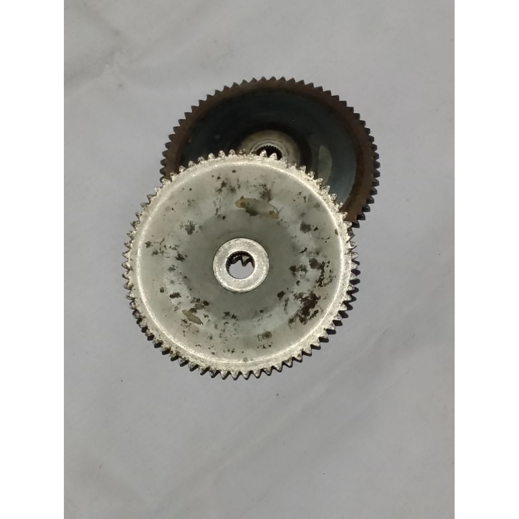 pulley gigi stater Vario/beat/scopy/spacy asli bekas copotan motor