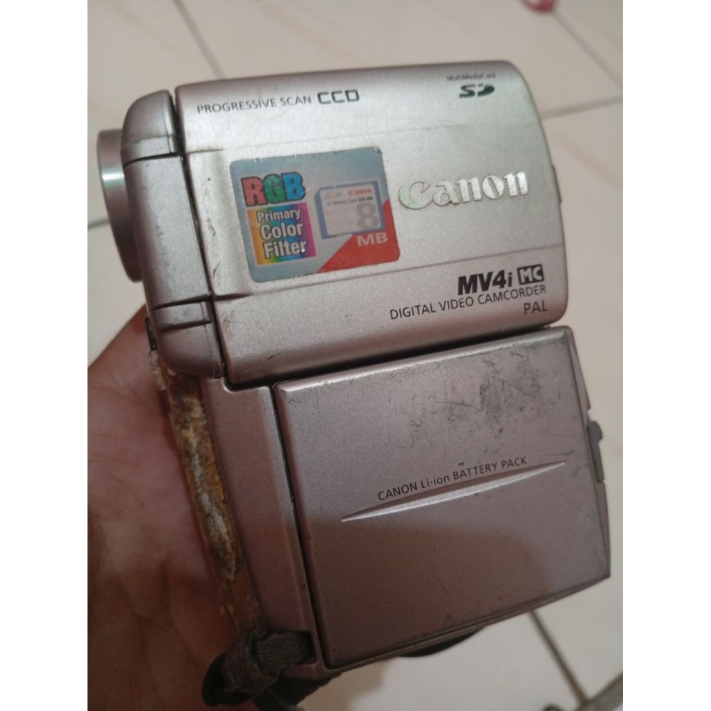 HANDYCAM JADUL CANON MV4i mc