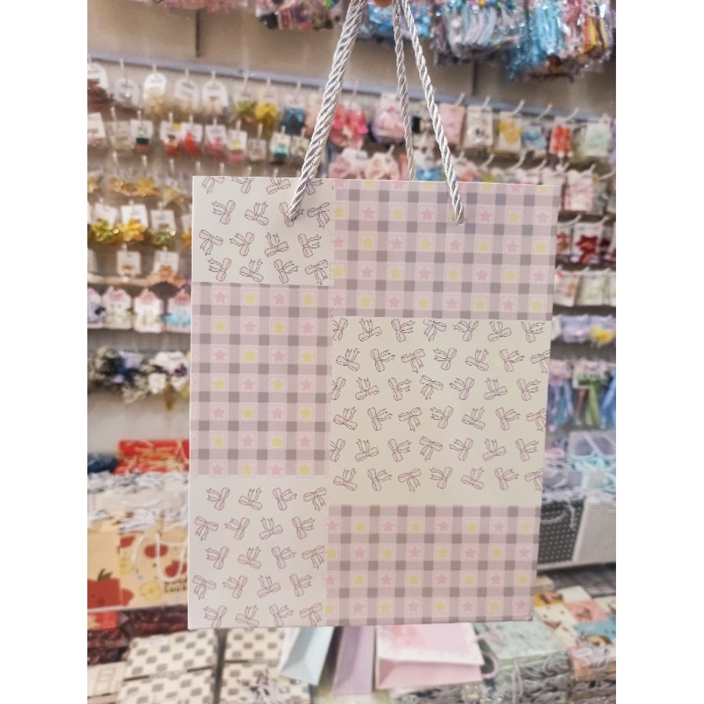 Paperbag Motif Pita/Paperbag motif